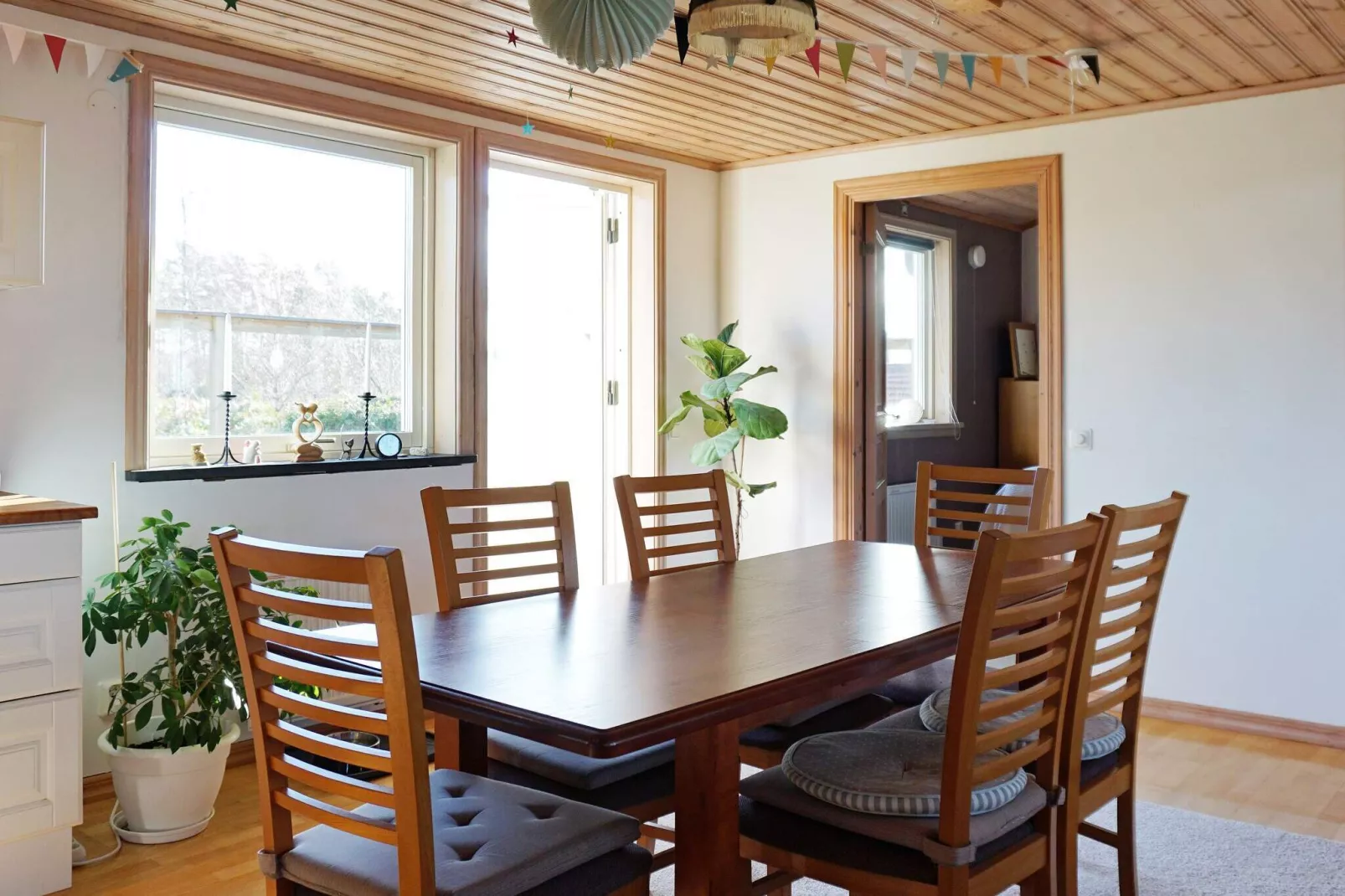 5 star holiday home in LYSEKIL-Indoor