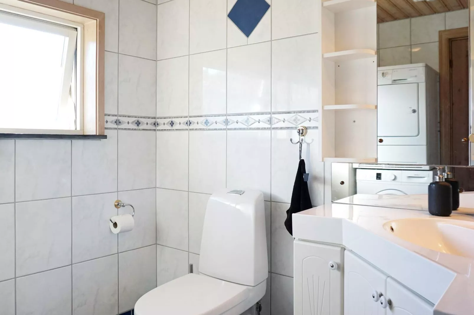 5 star holiday home in LYSEKIL-Indoor
