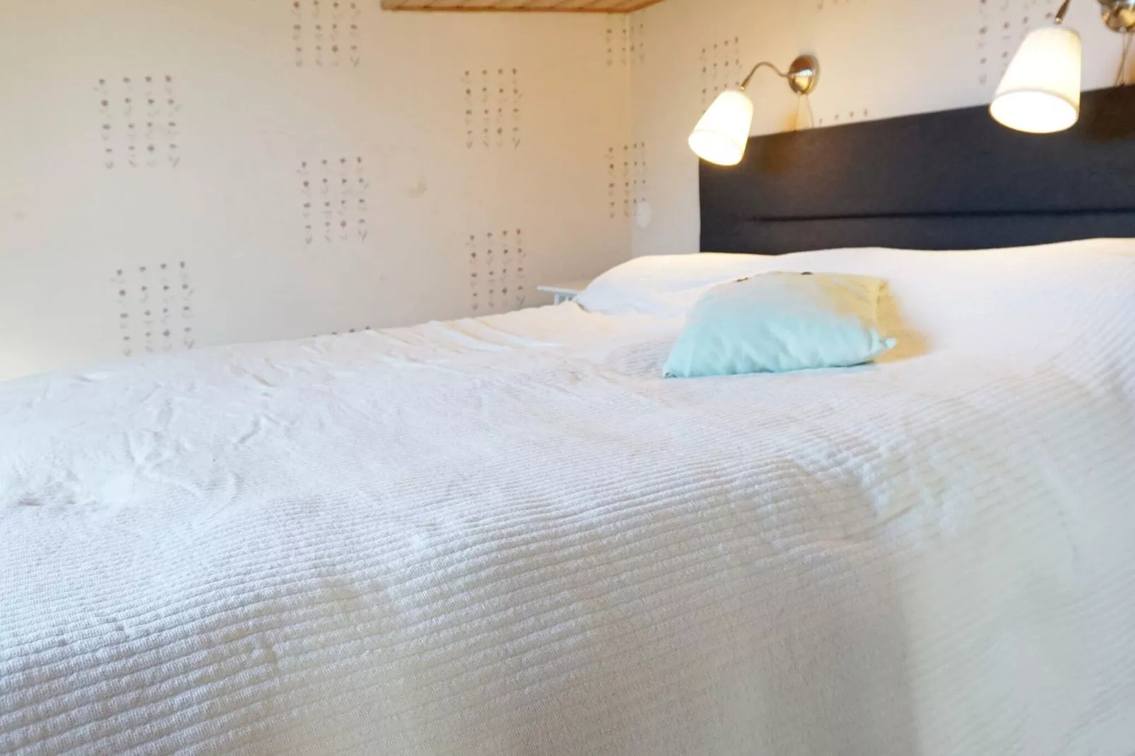5 star holiday home in LYSEKIL-Indoor