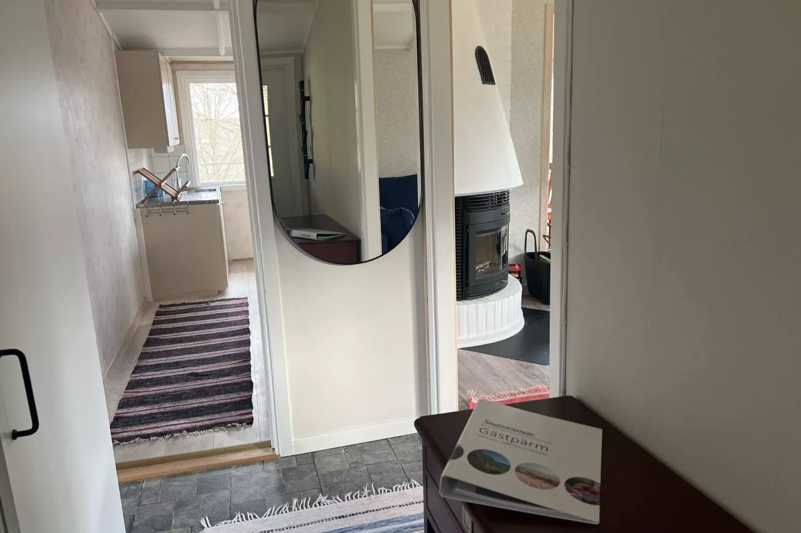 2 person holiday home in LEKERYD-By Traum-Indoor