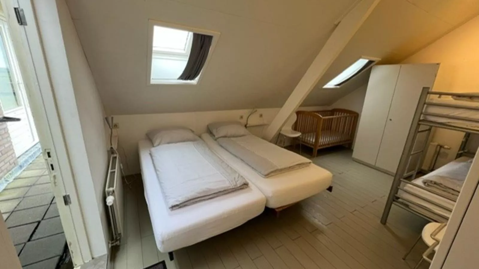 Het Grootenhuis-Bedroom