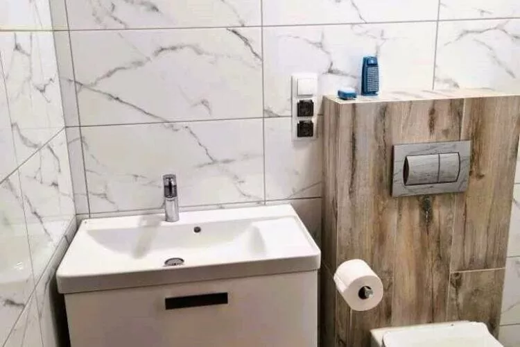 Apartament na 1 piętrze-Bathroom