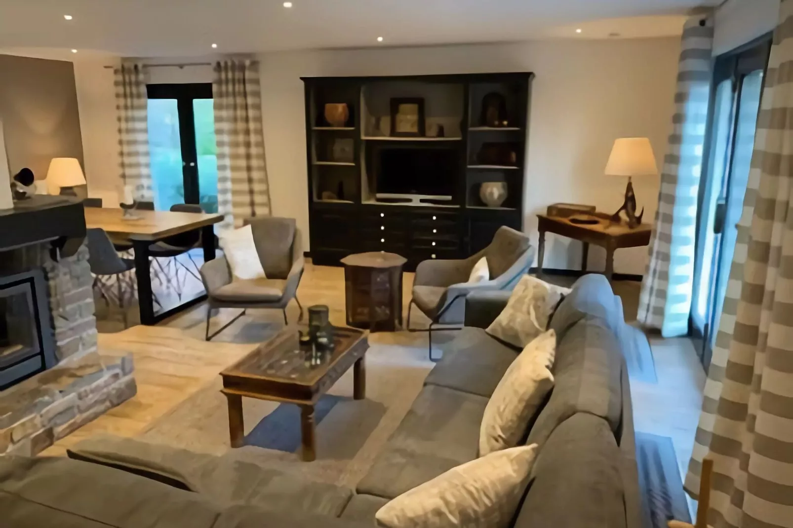 La maison du fagnard-Living room