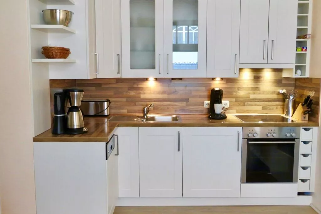 49074-Kitchen