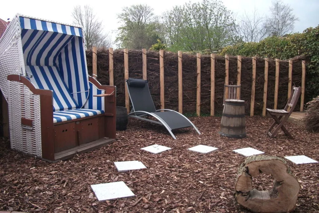 45242-Outdoor