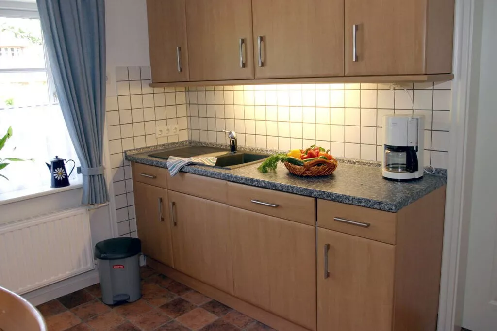 81875-Kitchen