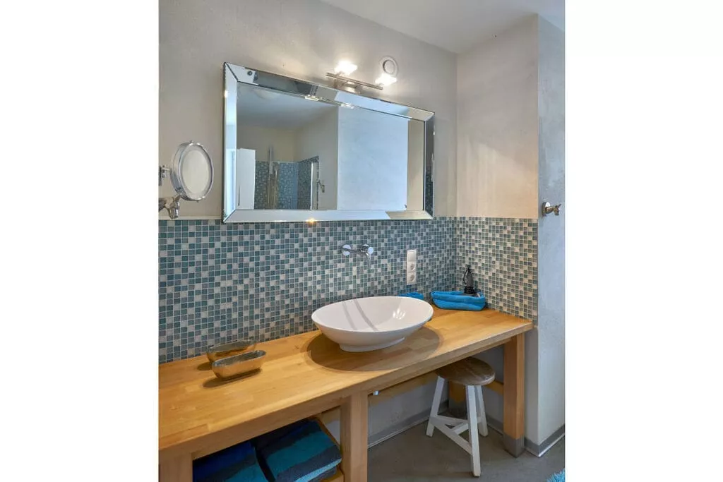 72695-Badezimmer
