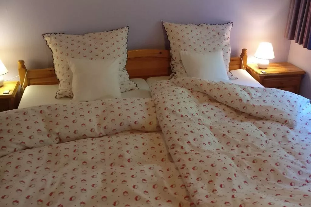 72676-Schlafzimmer