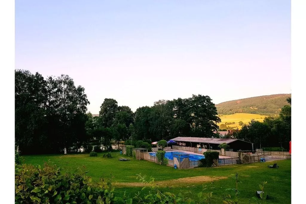47937-Outdoor