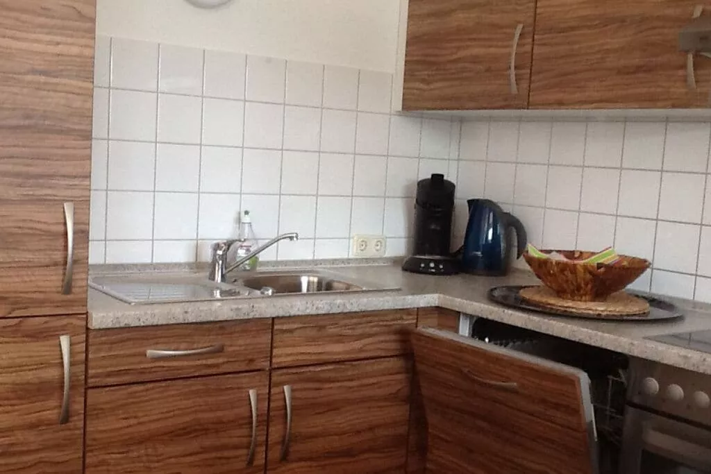 87690-Kitchen