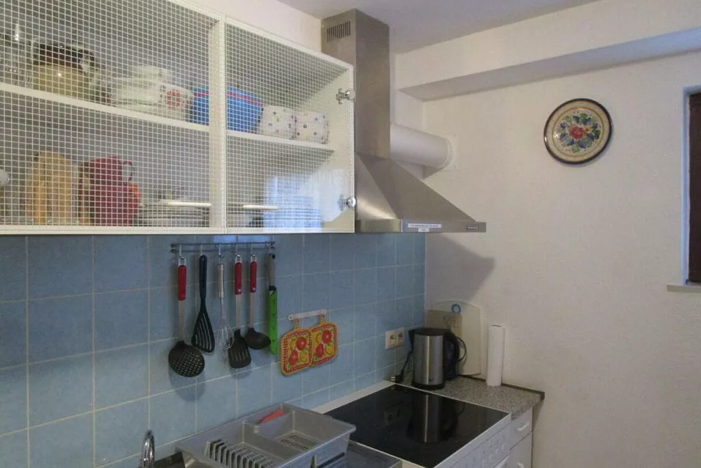 41513-Kitchen