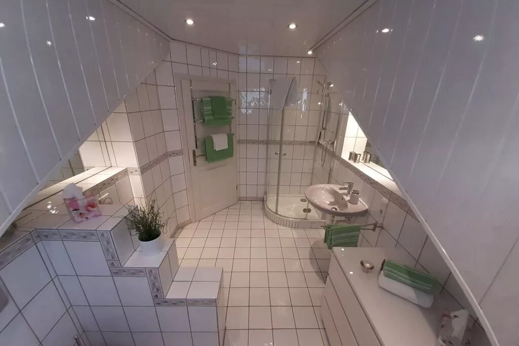 39290-Badezimmer