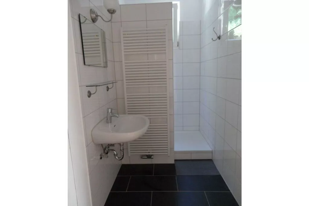 78243-Bathroom