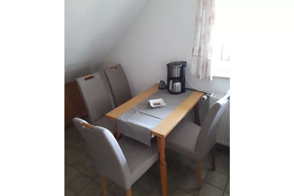 65944-Kitchen