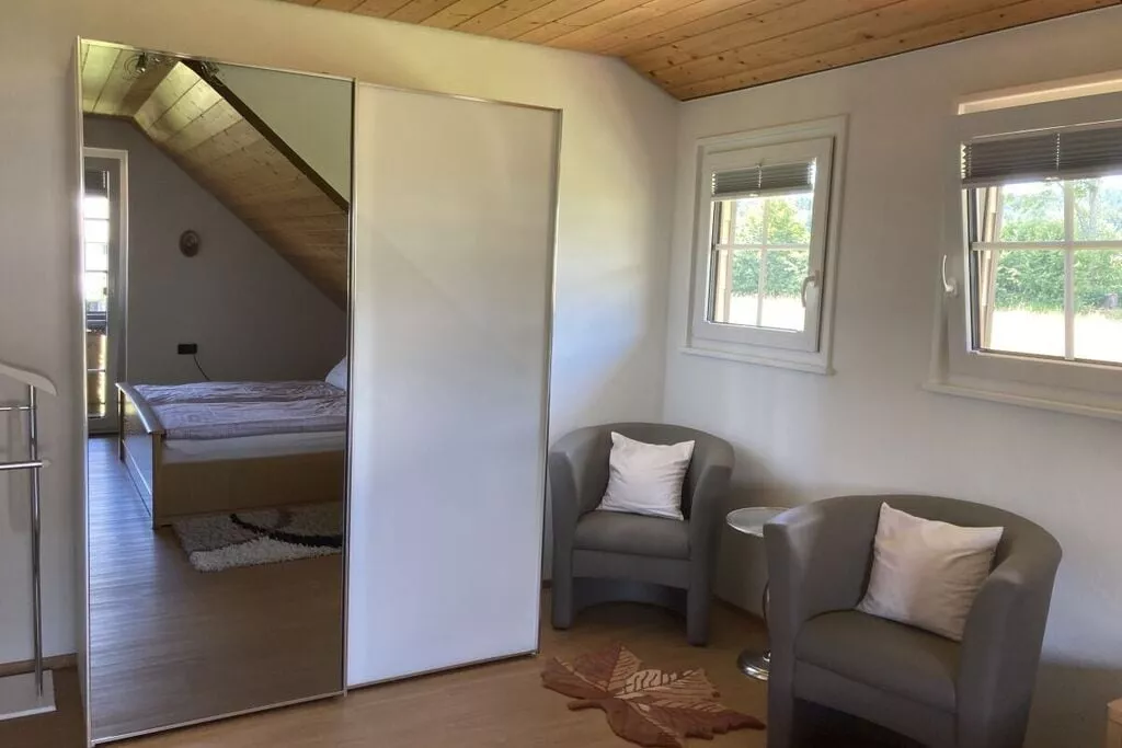 65944-Bedroom