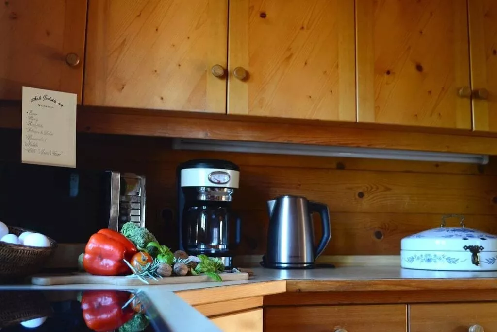 23290-Kitchen