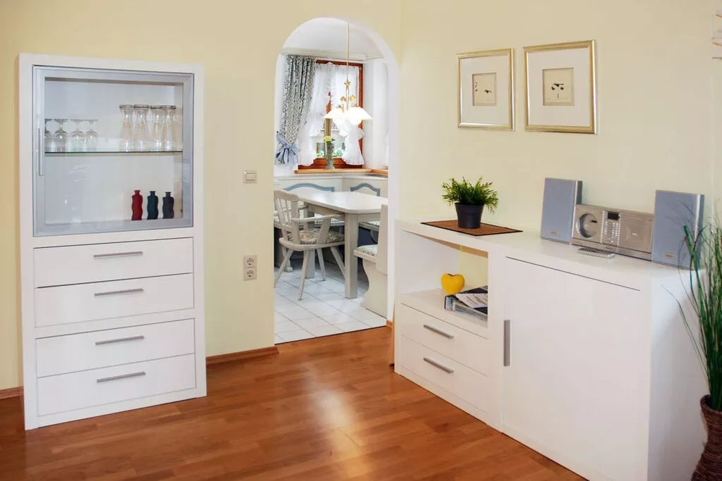 64480-Kitchen