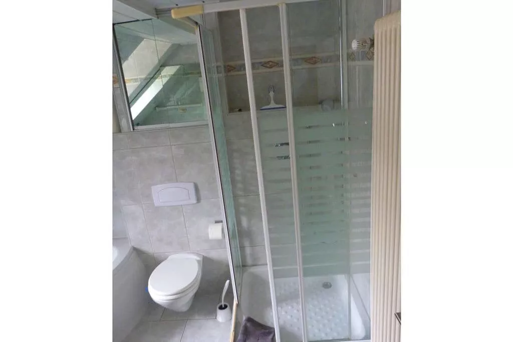 48336	-Bathroom