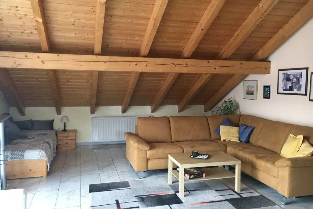 73929-Living room