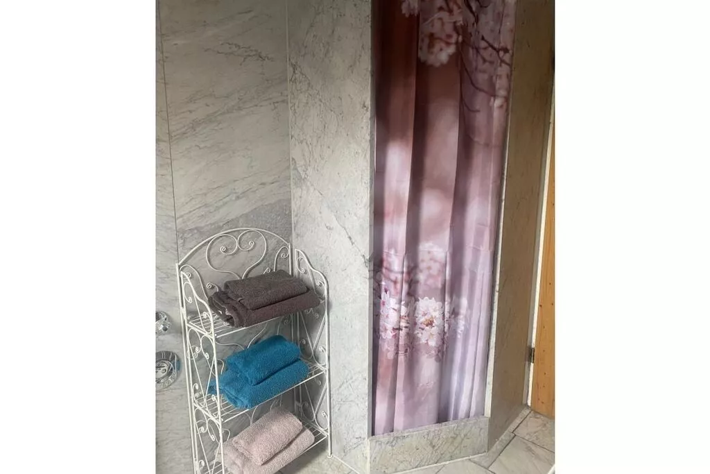 73929-Bathroom