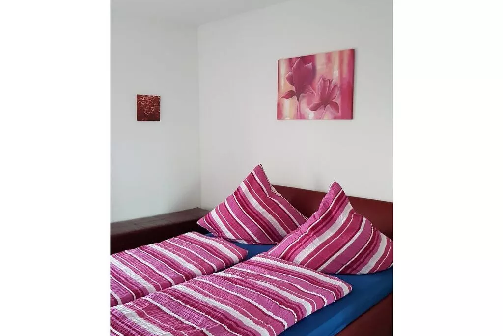 51256-Schlafzimmer