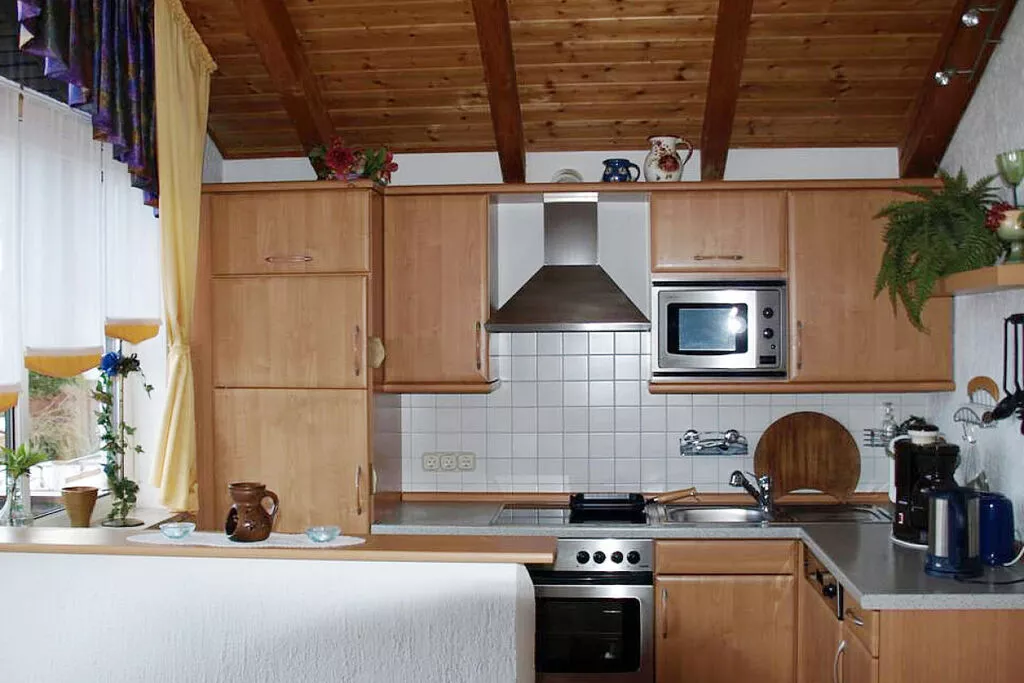 32411-Kitchen
