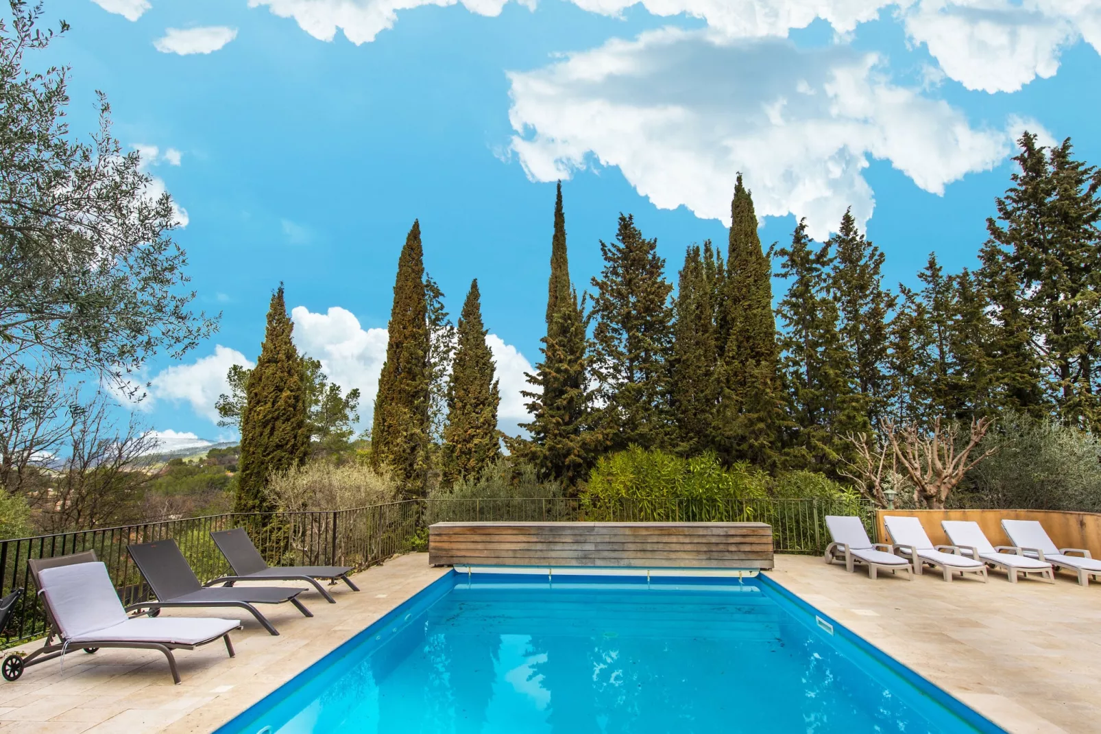 Bastide Saint Esprit-Pool