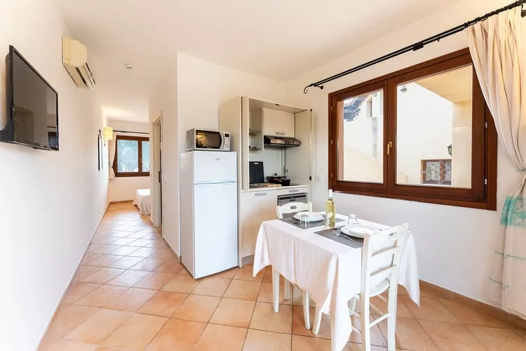 Residence Baia dei Mirti mono 2-Kitchen