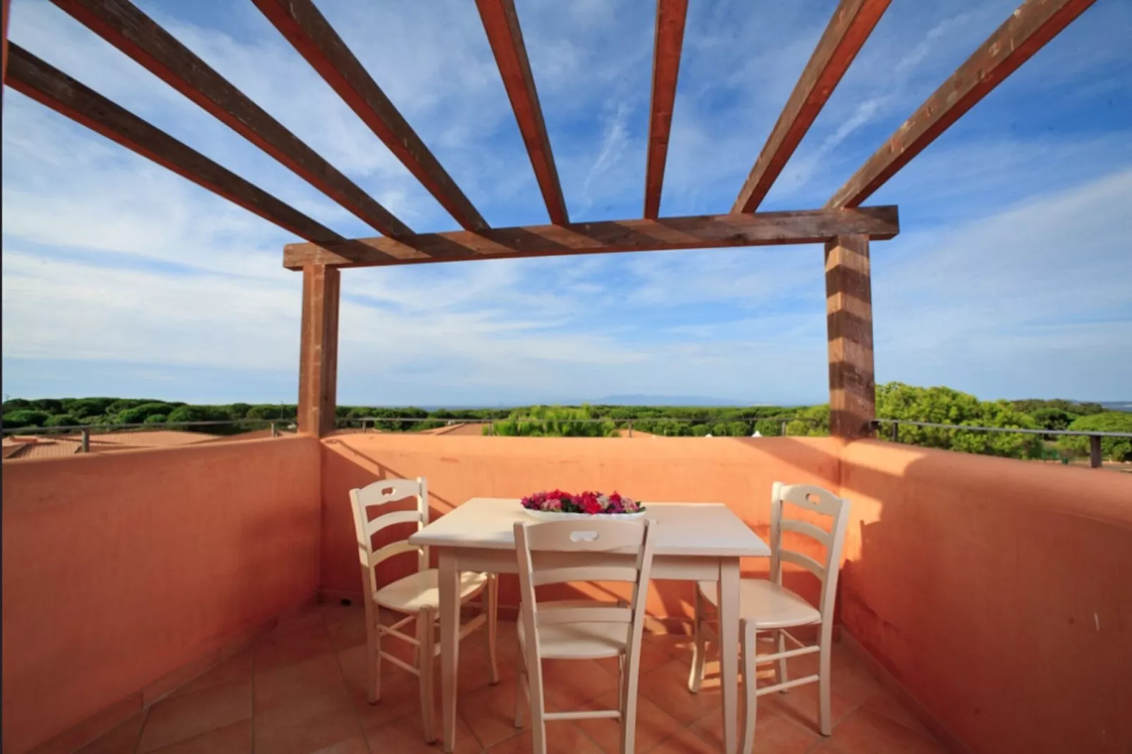 Residence Baia dei Mirti Bilo 4-Terrassenbalkon