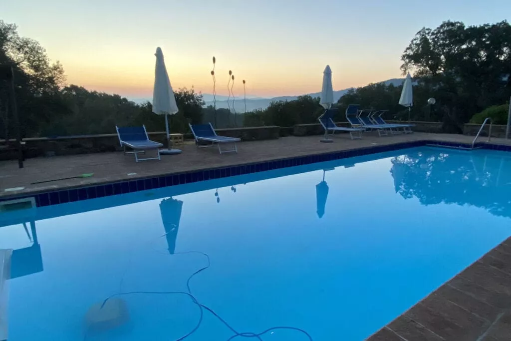 8047-Pool