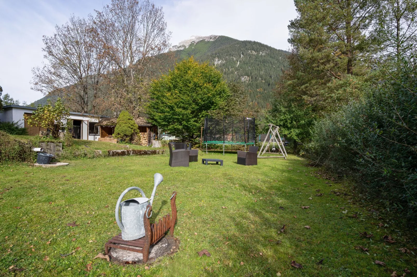 Haus Bergwald TOP 6-Gärten Sommer