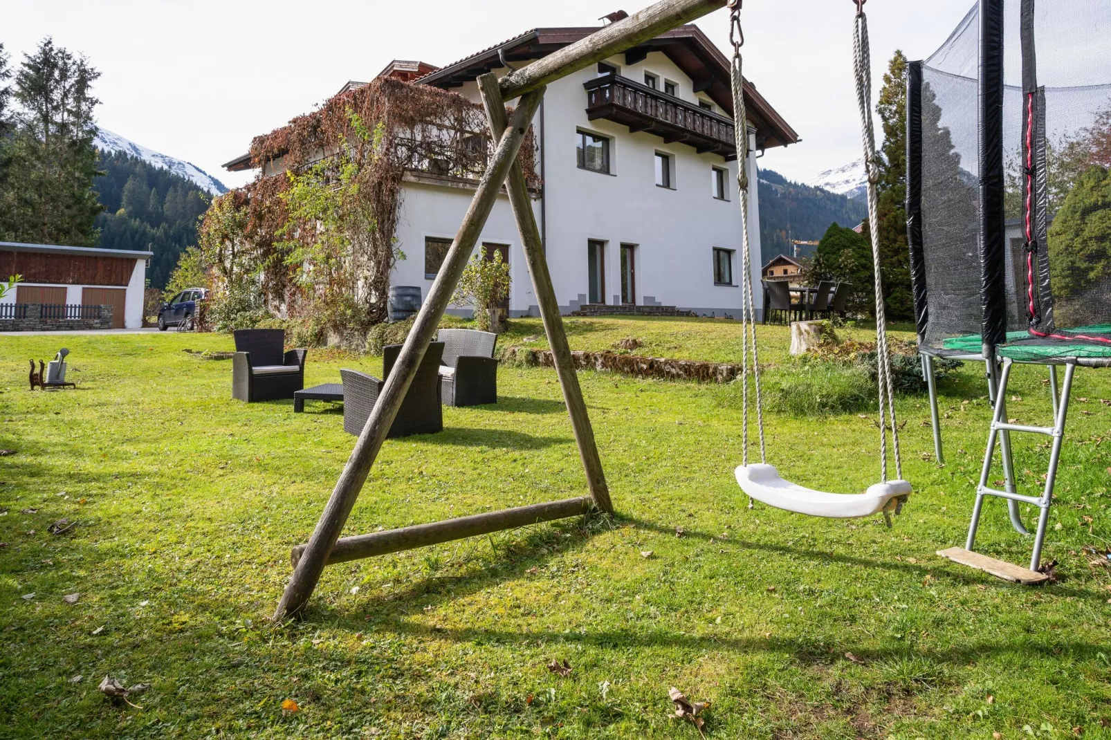 Haus Bergwald TOP 6-Gärten Sommer