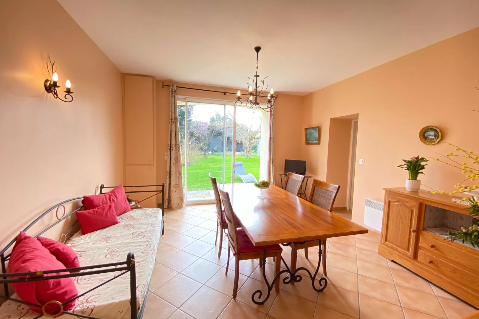 Semi-detached house Talais-Wohnzimmer