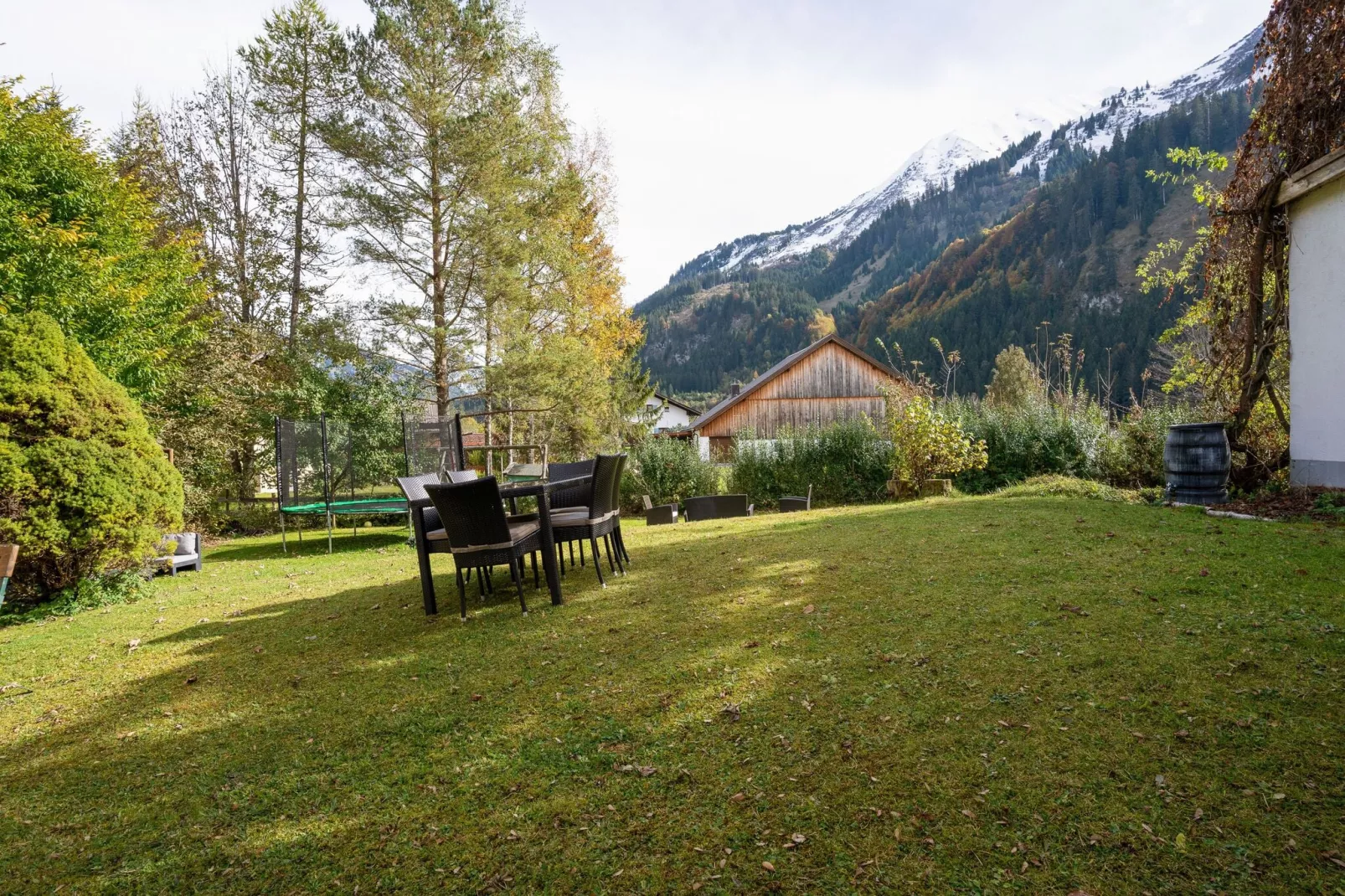 Haus Bergwald TOP 6-Gärten Sommer