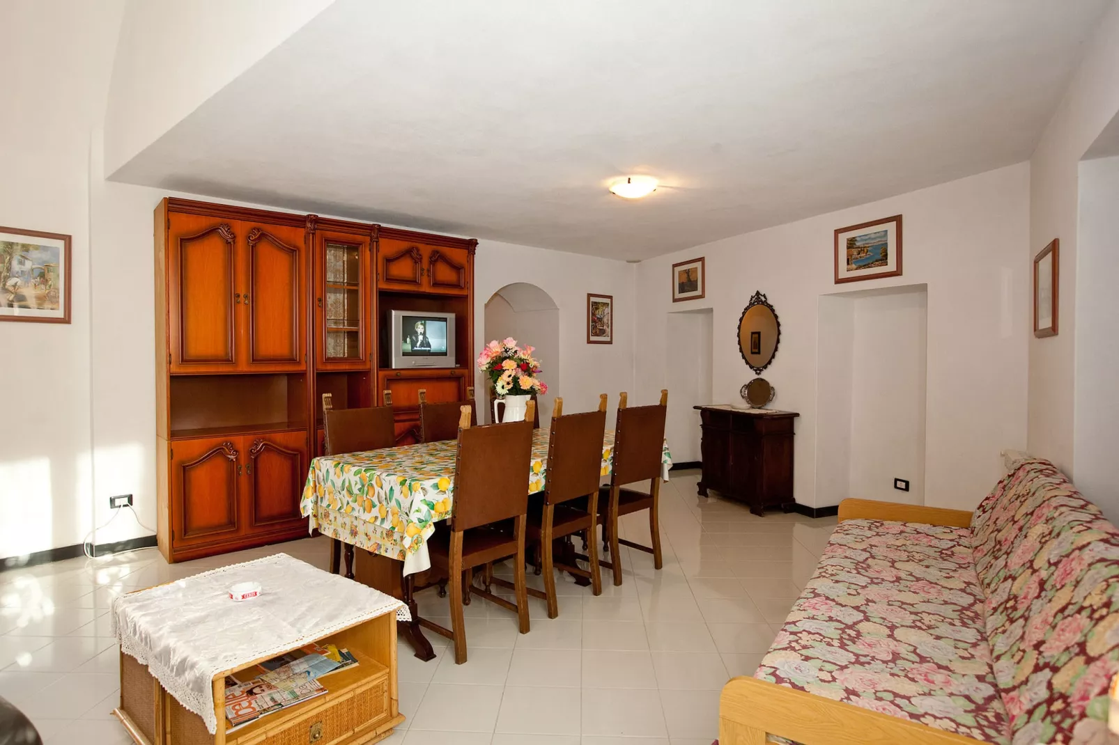 Rio Uno-Living room