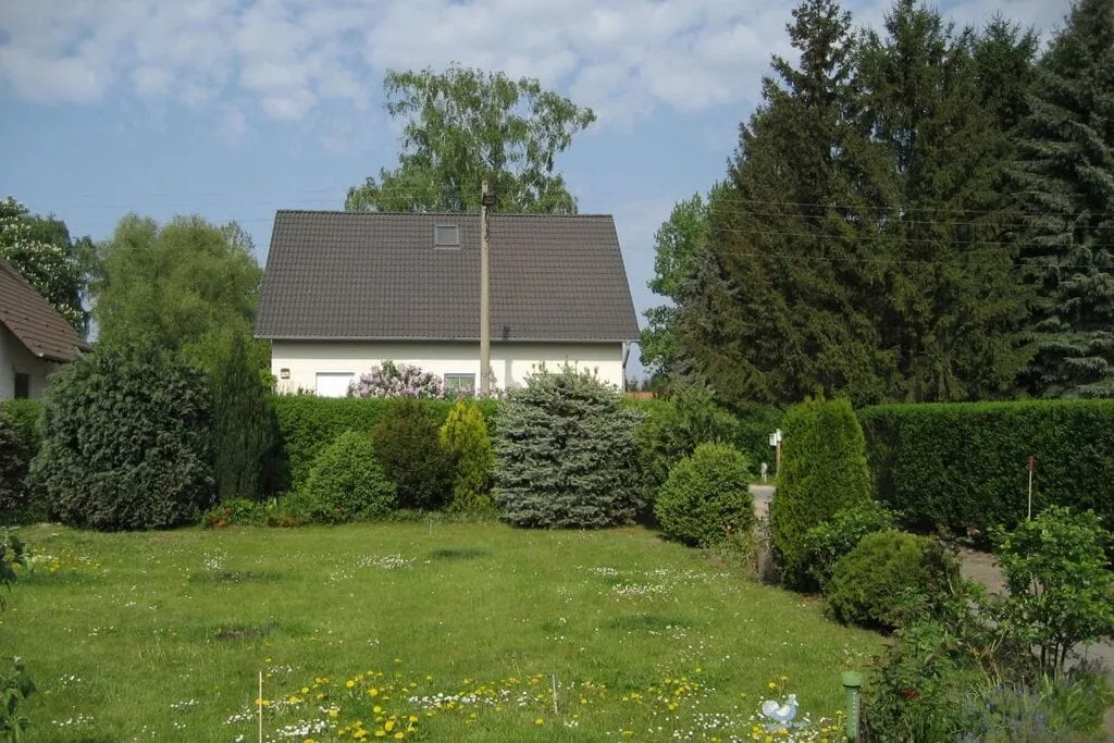 25720-View