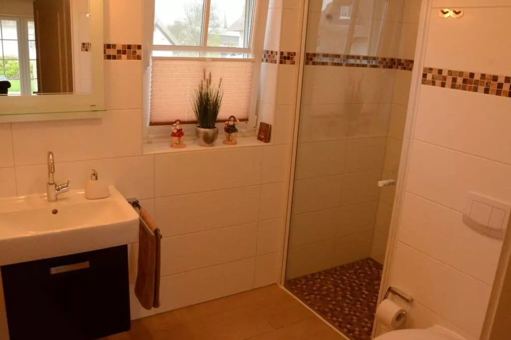 46149-Badezimmer