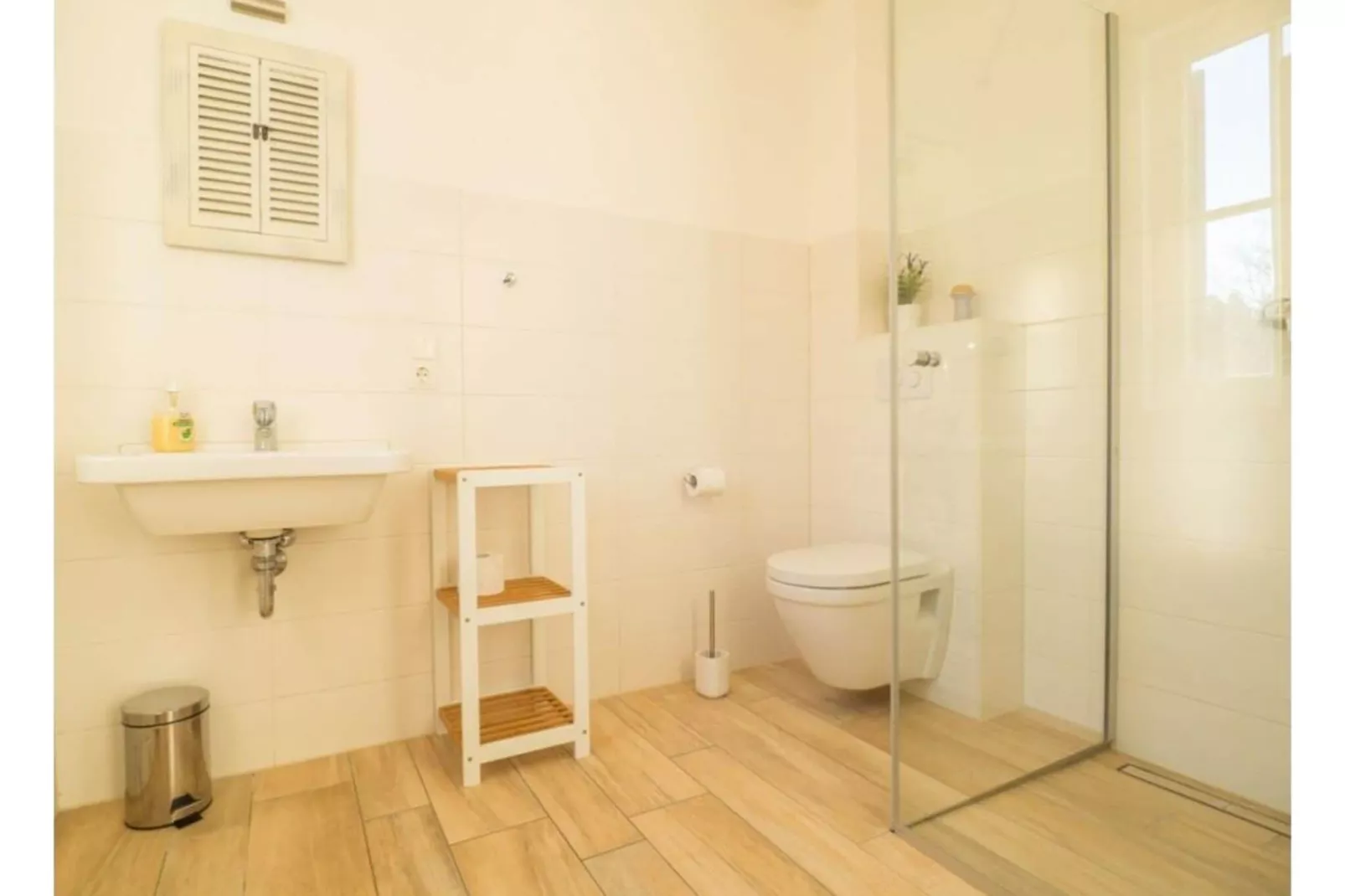 231620-Bathroom