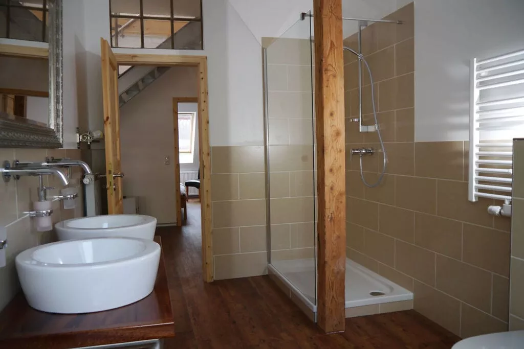 89364-Bathroom