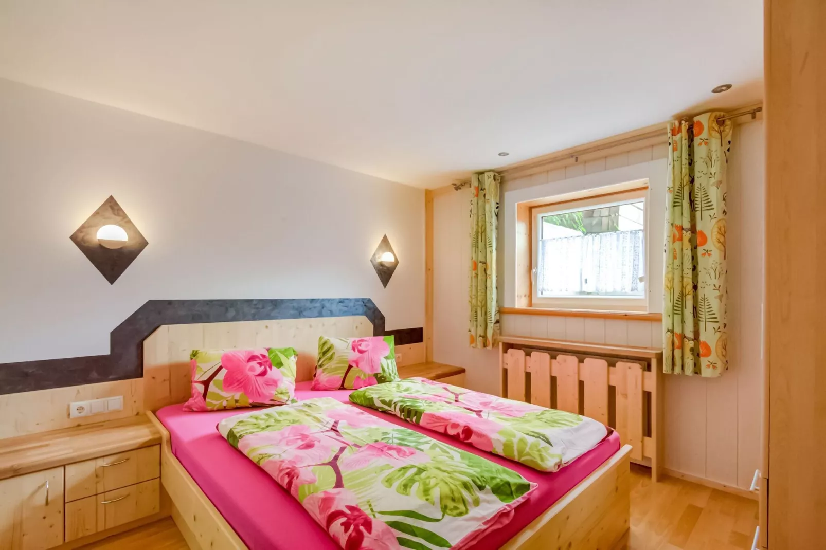 Jacquelin-Bedroom