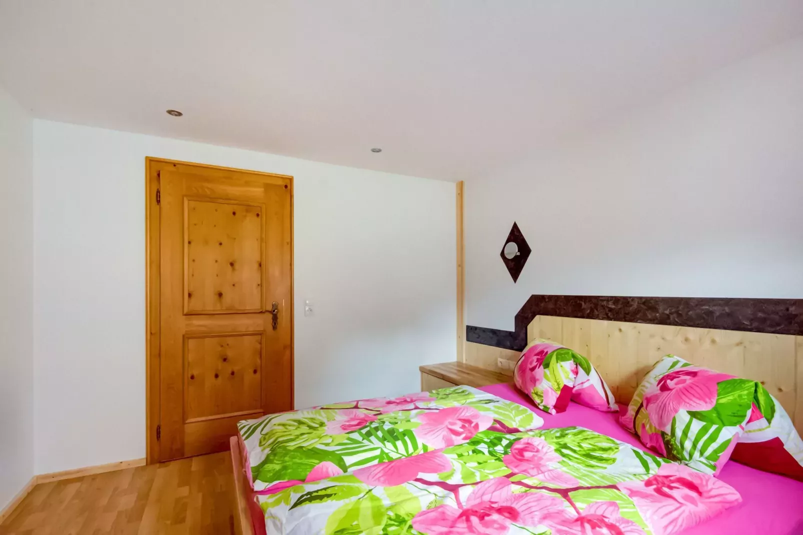 Jacquelin-Bedroom