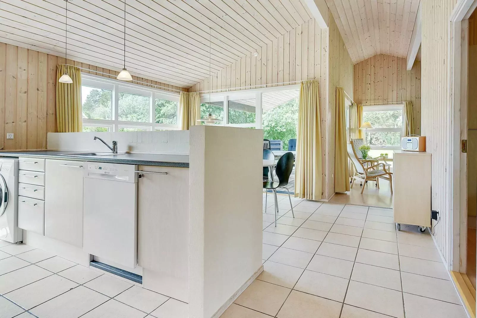 8 Personen Ferienhaus in Ålbæk-Innenbereich