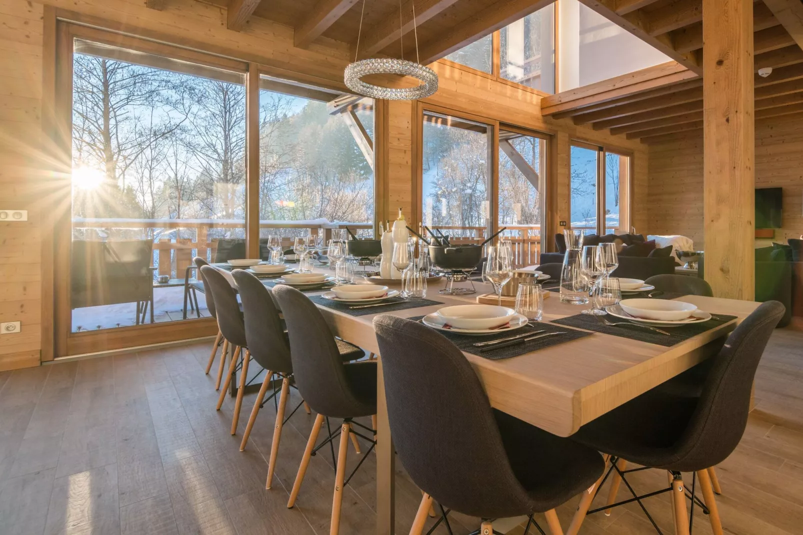 Les Portes de Megève 11-Dining room