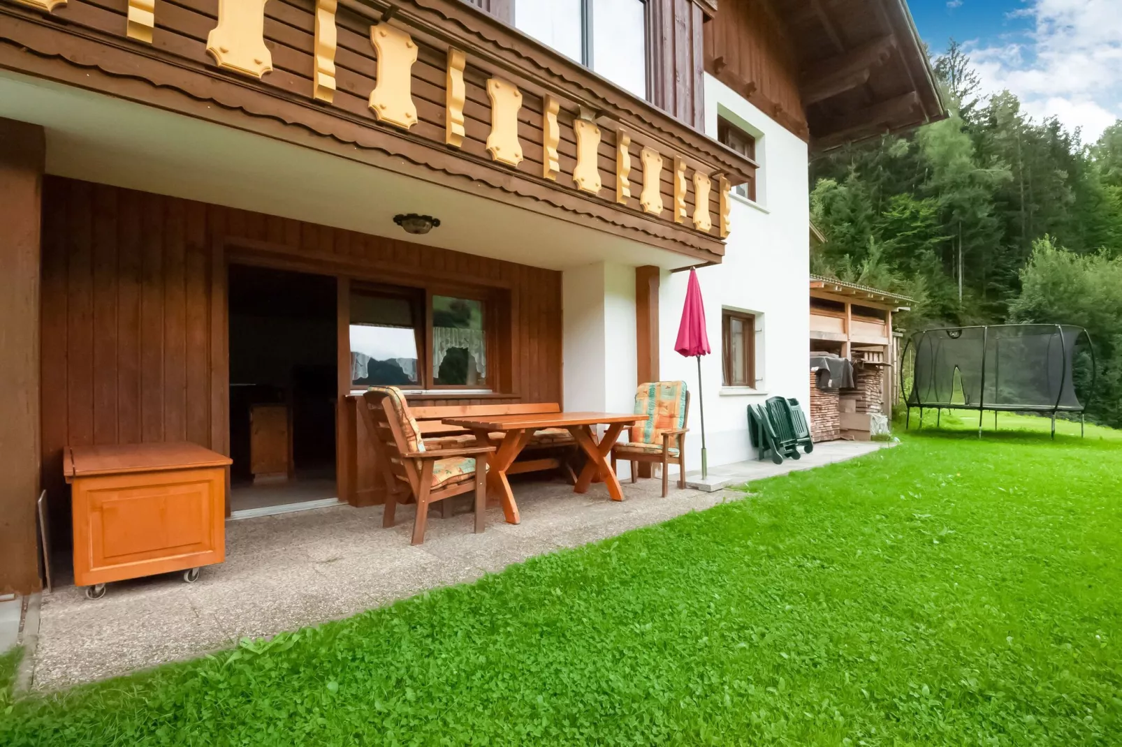 Jacquelin-Terrace balcony