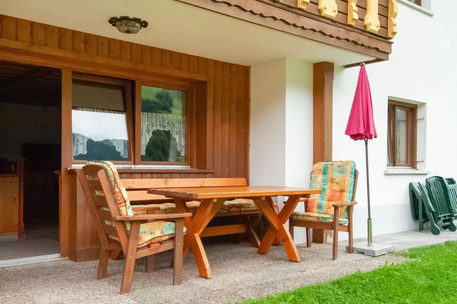 Jacquelin-Terrace balcony