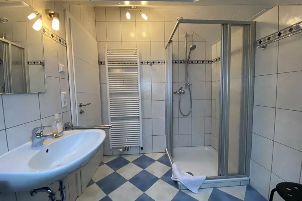 45740-Bathroom