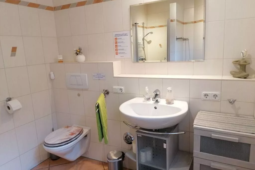 62455-Bathroom