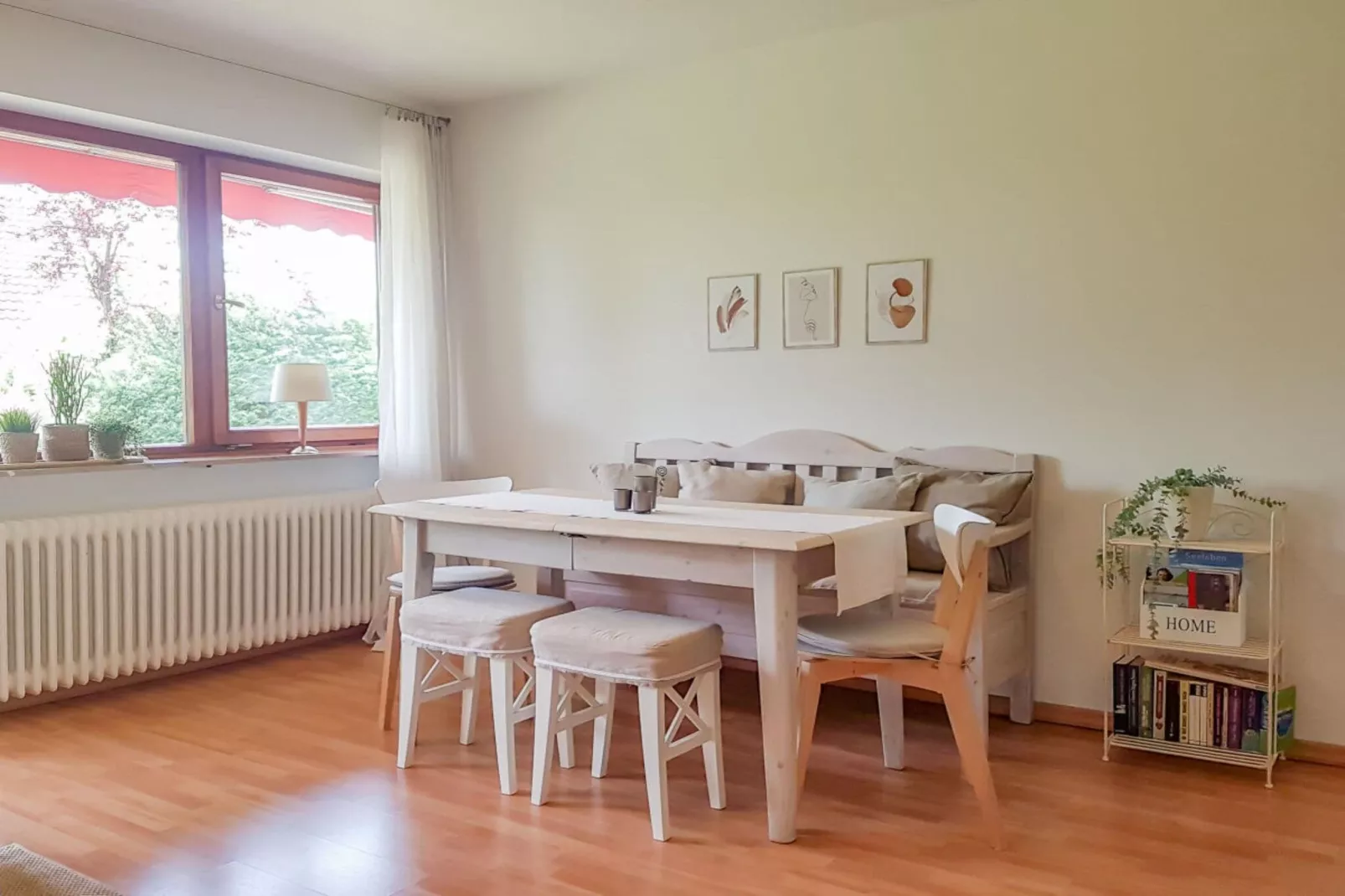 229798-Esszimmer