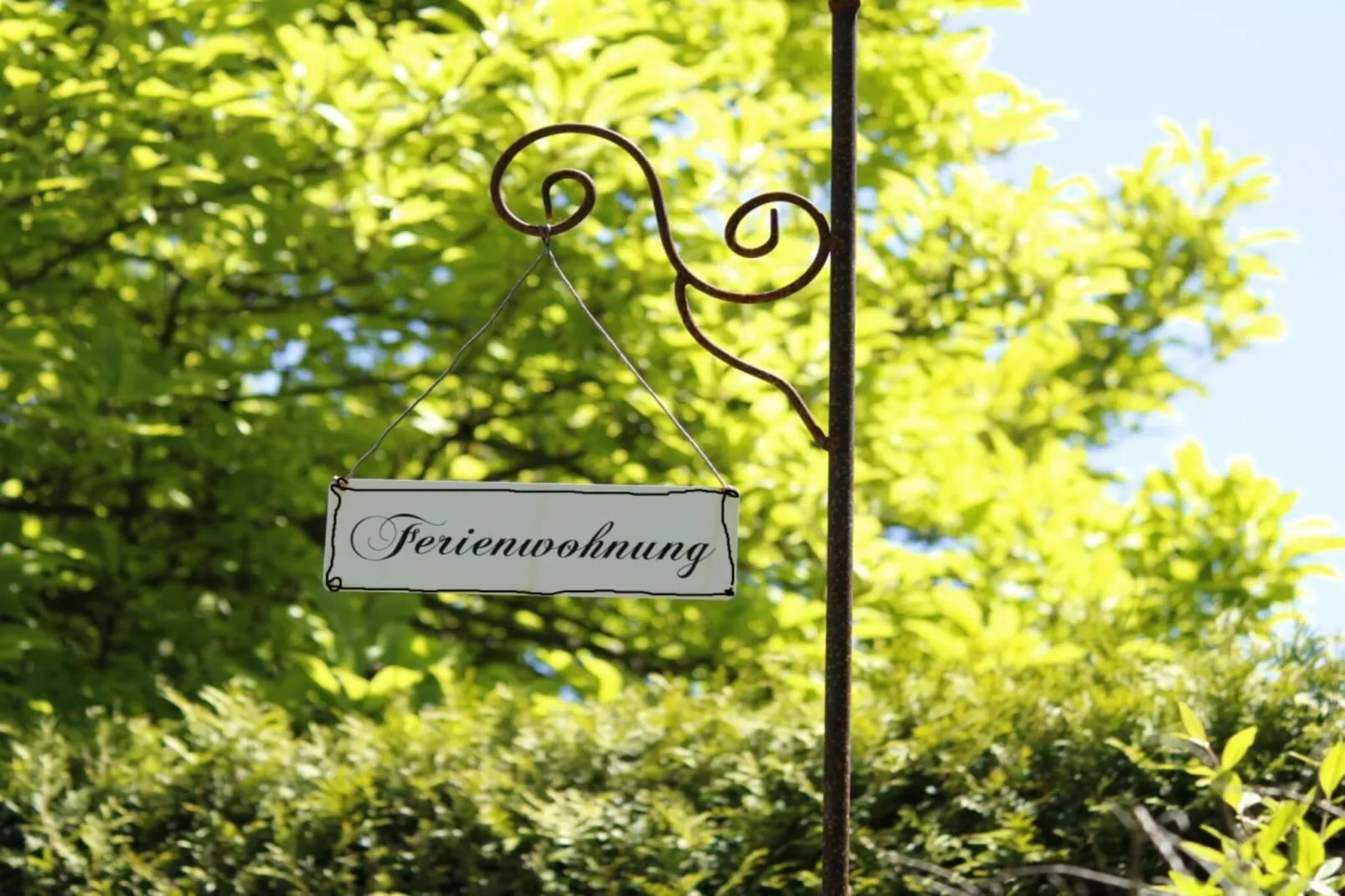 229798-Einrichtungen