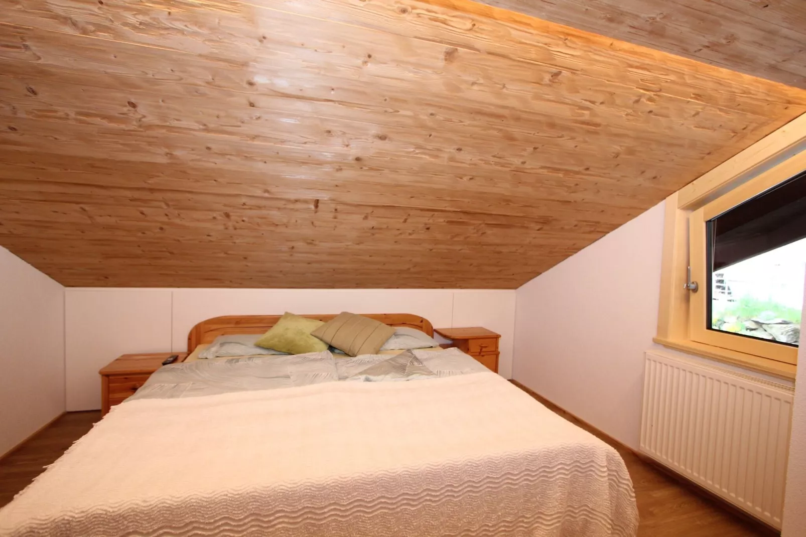 Maier-Bedroom